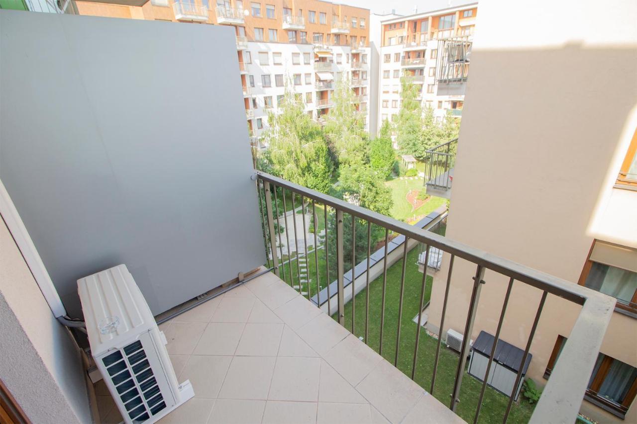 Apartament Corvin Modern Studio With Ac, Parking Budapeszt Zewnętrze zdjęcie